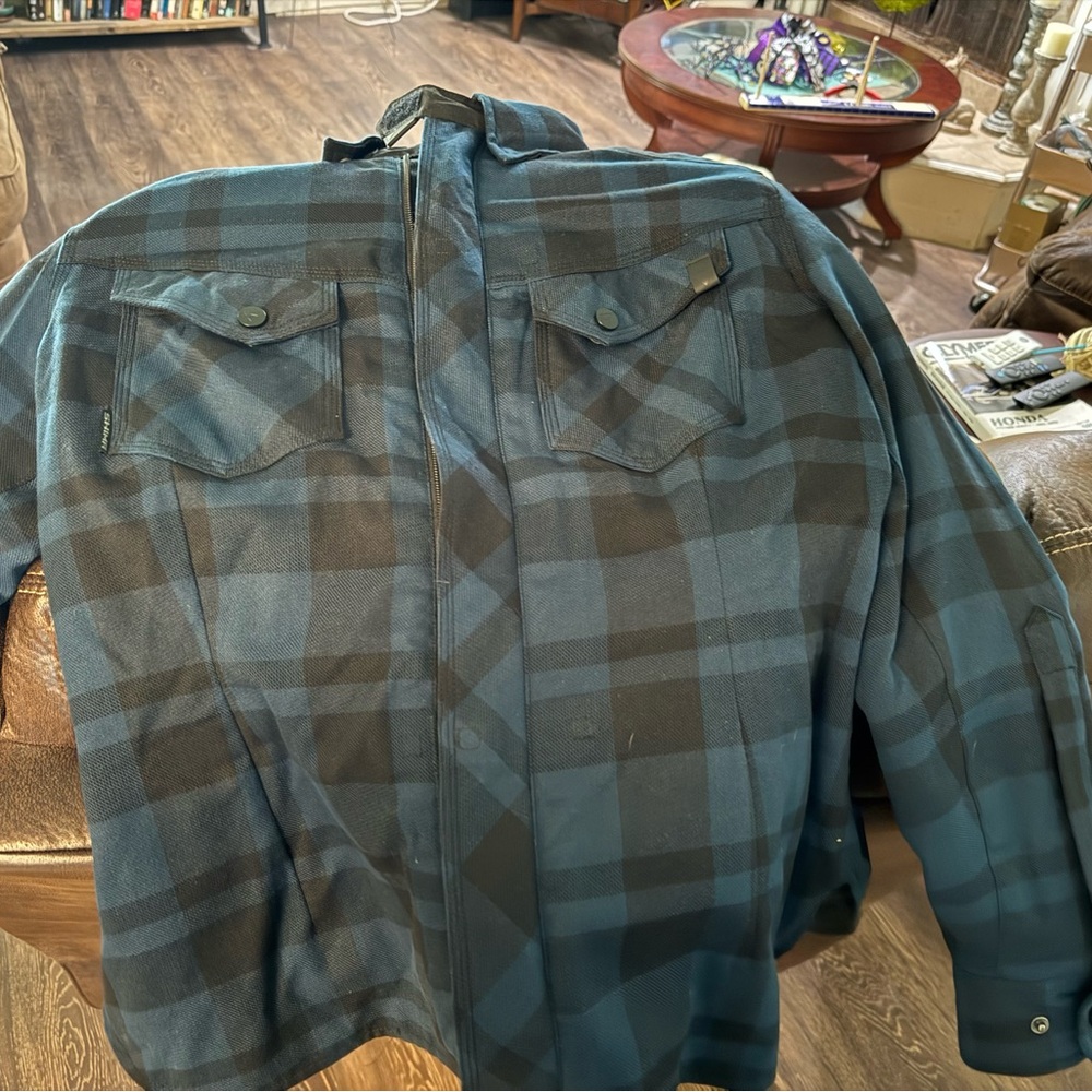 Women’s Shims motorcycle jacket size large